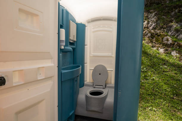 Portable Toilet Options We Offer in Mountain View, AR